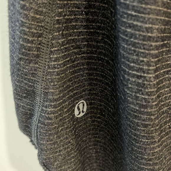 Lululemon tank - Picture 5 of 5